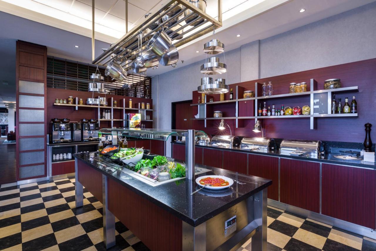 Courtyard By Marriott Amsterdam Airport 4*